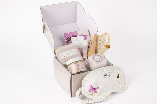 Lizush Lavender bath and body set, Natural skincare appreciation gift box