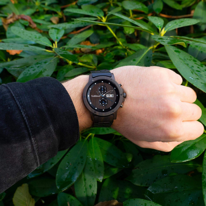 Regalos para hombres: el reloj de obsidiana: la cúspide de la artesanía y la precisión