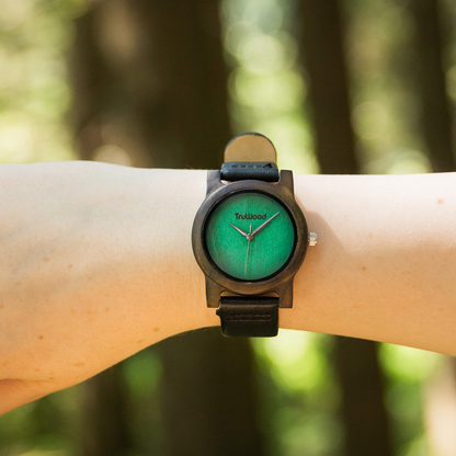 El reloj Leaf Green para mujer: abraza la elegancia atemporal