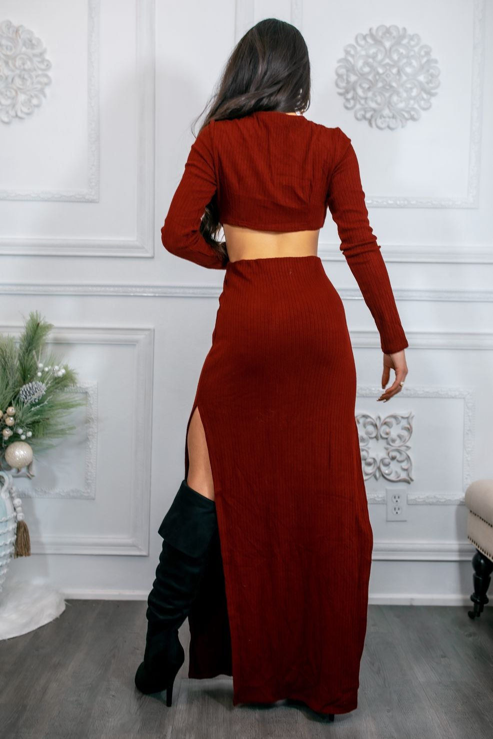 Vestido estilo suéter con aberturas laterales y aberturas en forma de O 