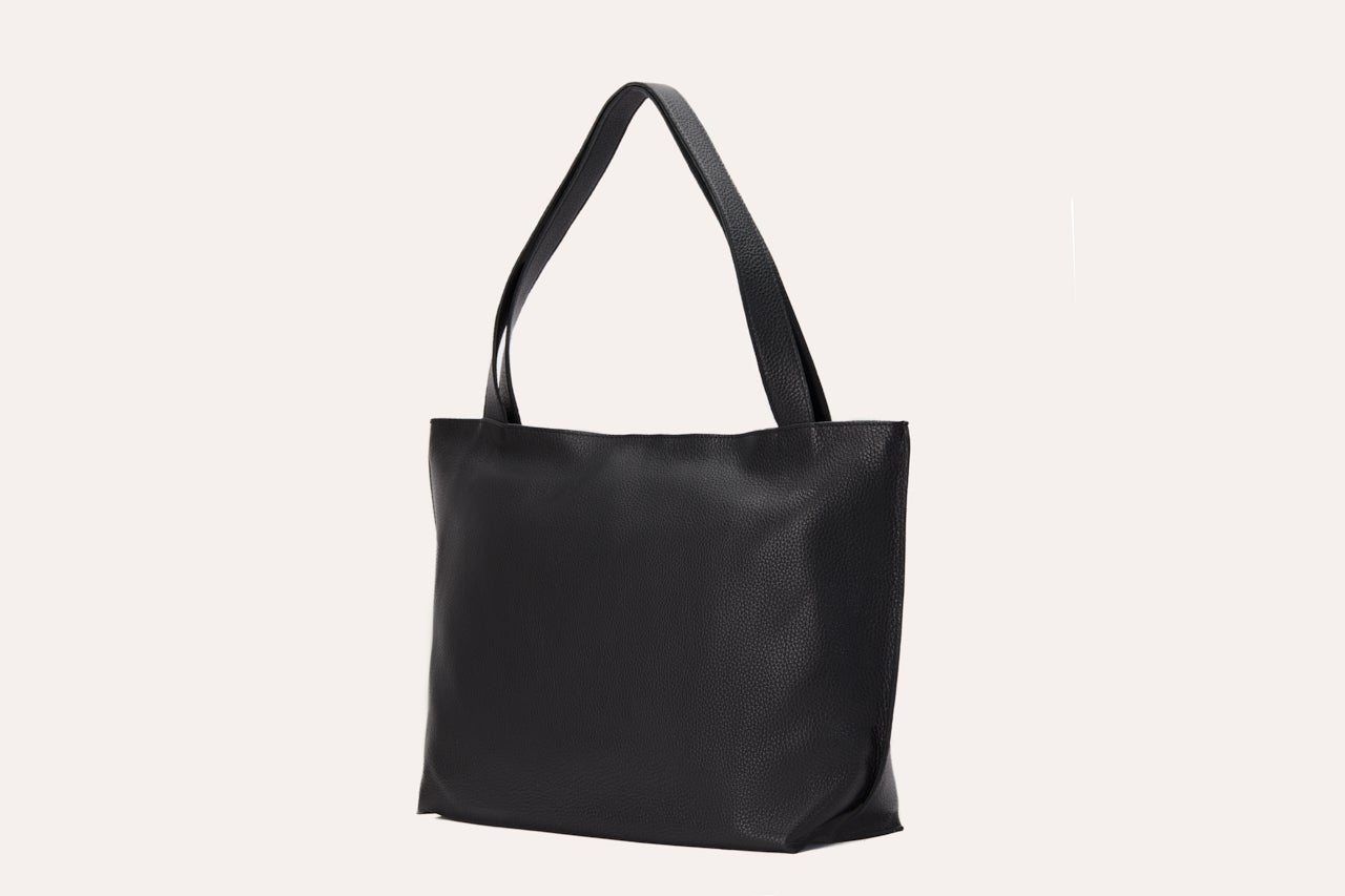 Tote On The Go de cuero genuino: su compañero elegante para las aventuras cotidianas