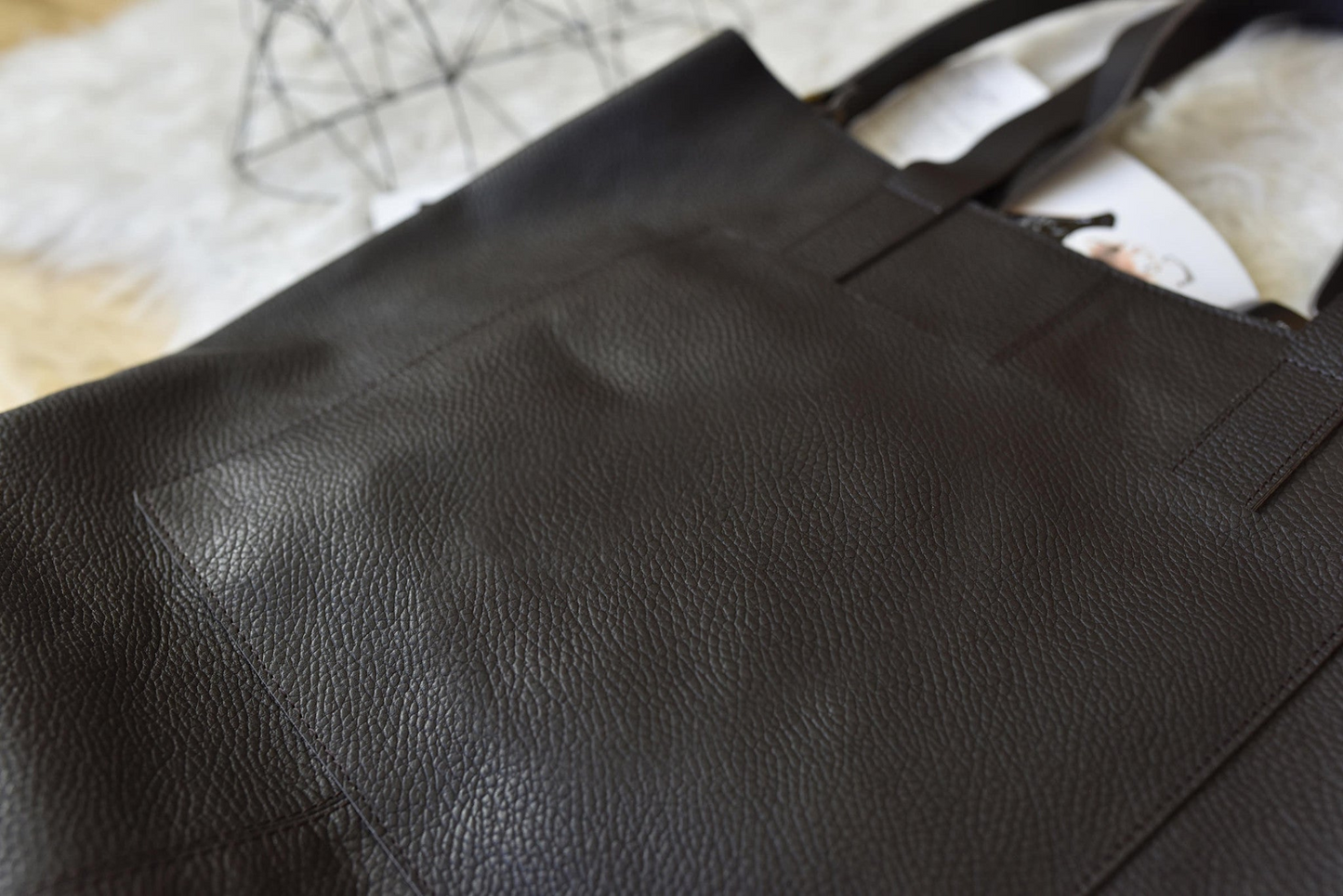 Top grain cowhide pebble leather Journalist Tote - A Symphony of Style and Functionality