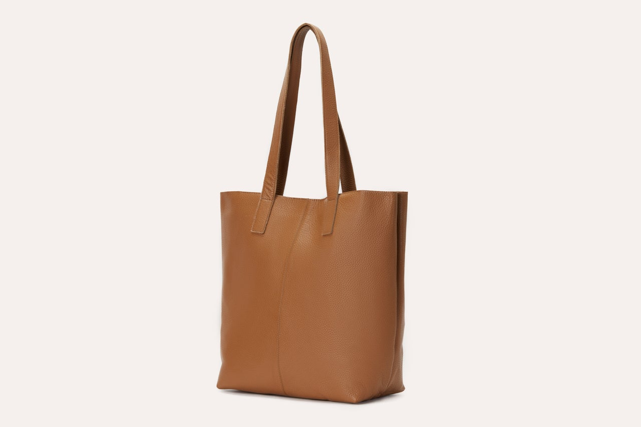 Top grain cowhide pebble leather Journalist Tote - A Symphony of Style and Functionality