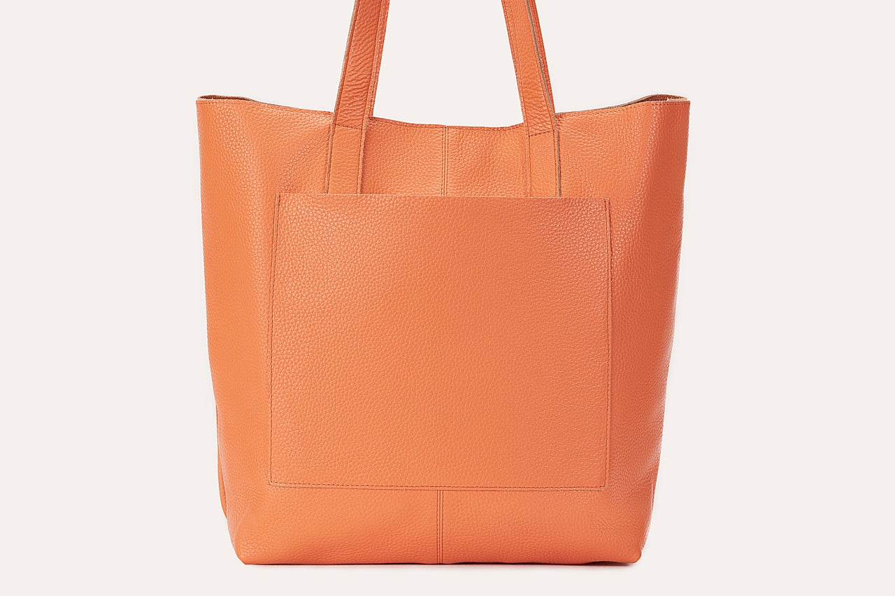 Top grain cowhide pebble leather Journalist Tote - A Symphony of Style and Functionality