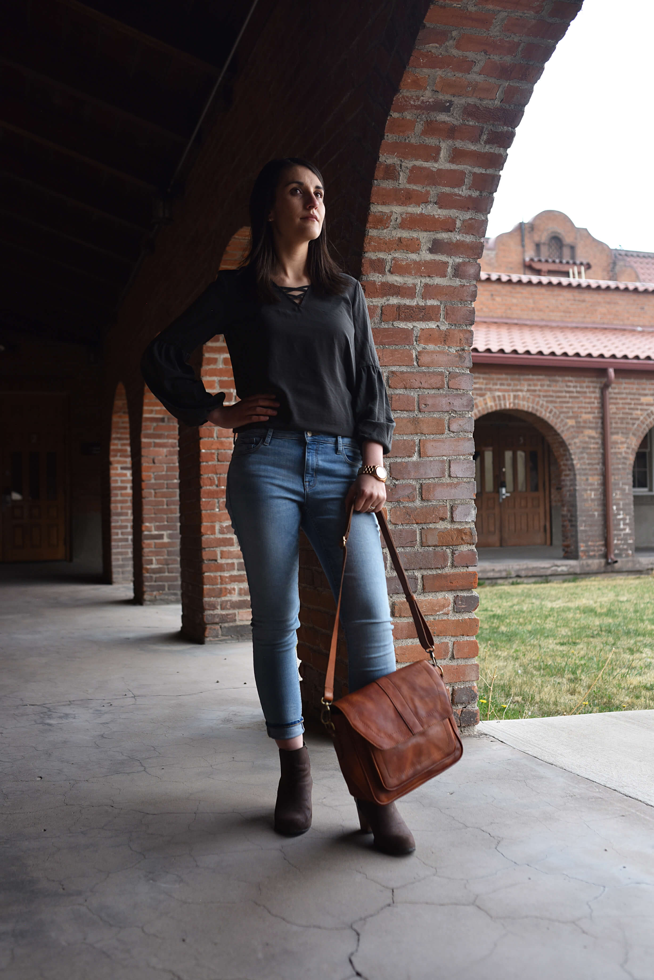 Bolso bandolera Journey de piel auténtica: elegancia y funcionalidad entrelazadas