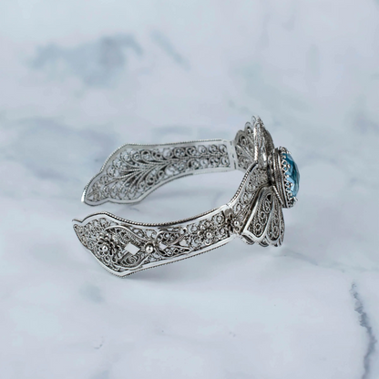 FiligranIst - Filigree Art Blue Topaz Gemstone Double Swan Figured Women Silver Cuff Bracelet