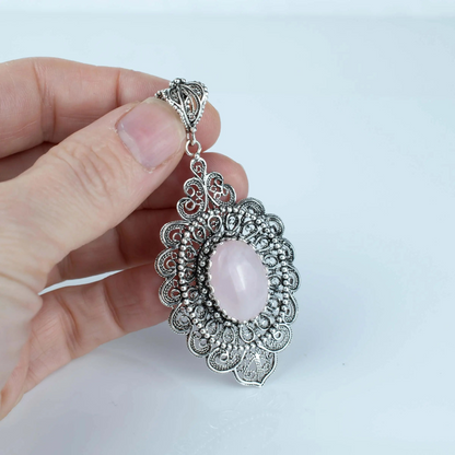 FiligranIst - Sterling Silver Filigree Art Rose Quartz Floral Oval Pendant Necklace