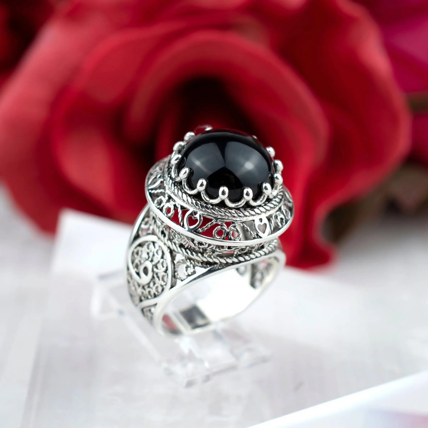 FiligranIst - Filigree Art Black Onyx Gemstone Sterling Silver Dome Ring