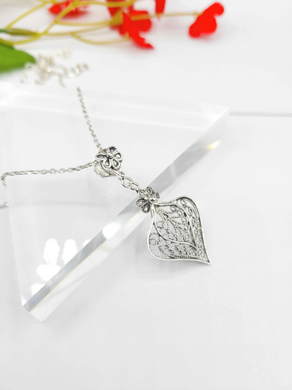 FiligranIst - Filigree Heart Pendant Necklace