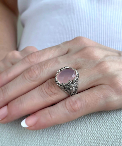 FiligranIst - Bee Detailed Pink Chalcedony Gemstone Silver Statement Ring