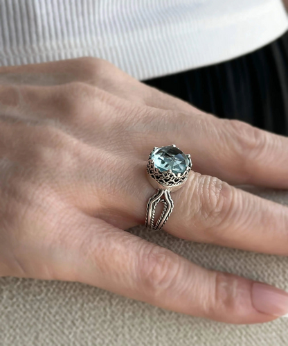 FiligranIst - Blue Topaz Gemstone Silver Filigree Art Cocktail Ring