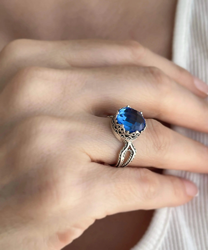 FiligranIst -  Blue Quartz Gemstone Silver Filigree Art Cocktail Ring