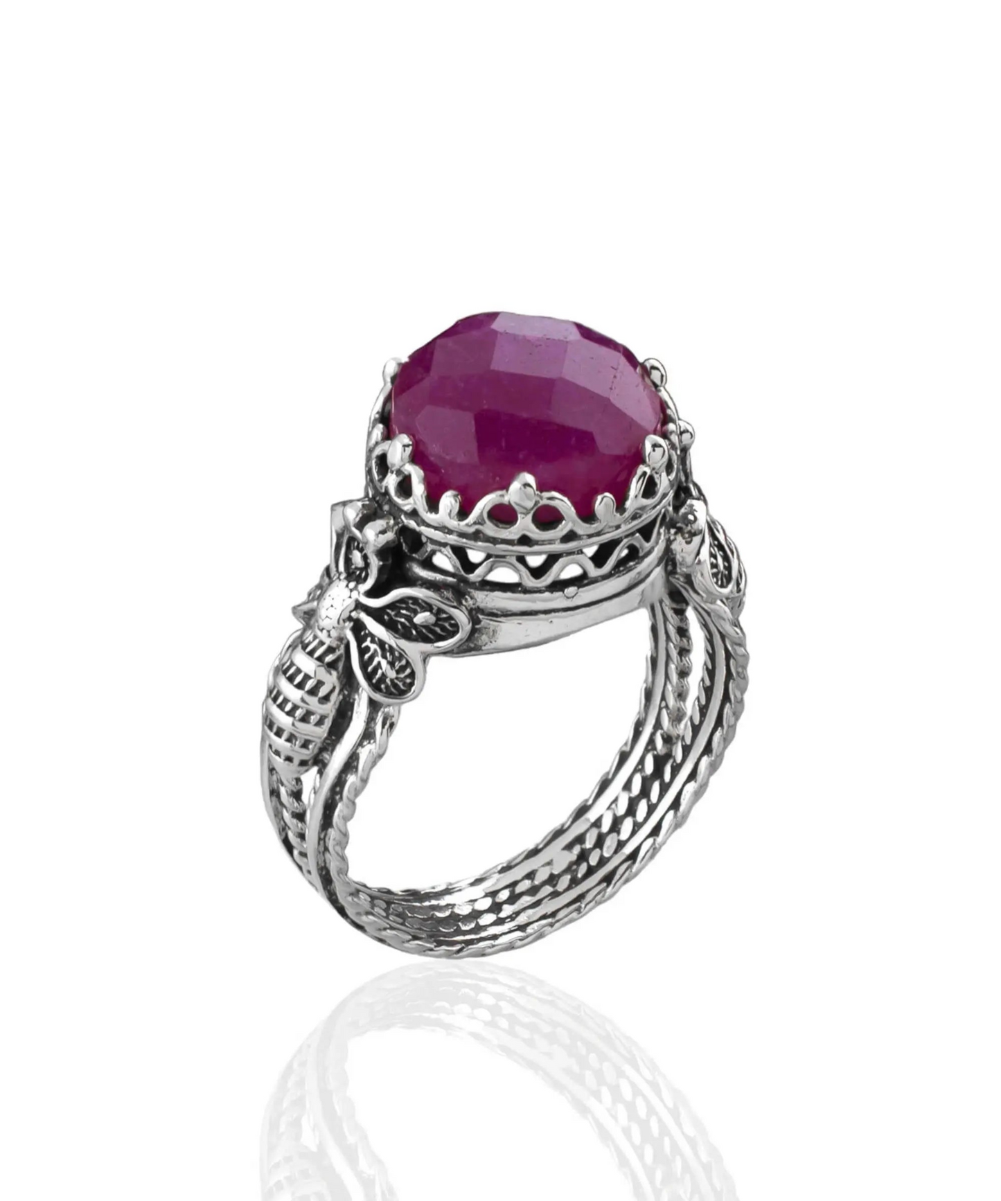 FiligranIst -  Ruby Corundum Gemstone Bee Filigree Silver Cocktail Ring