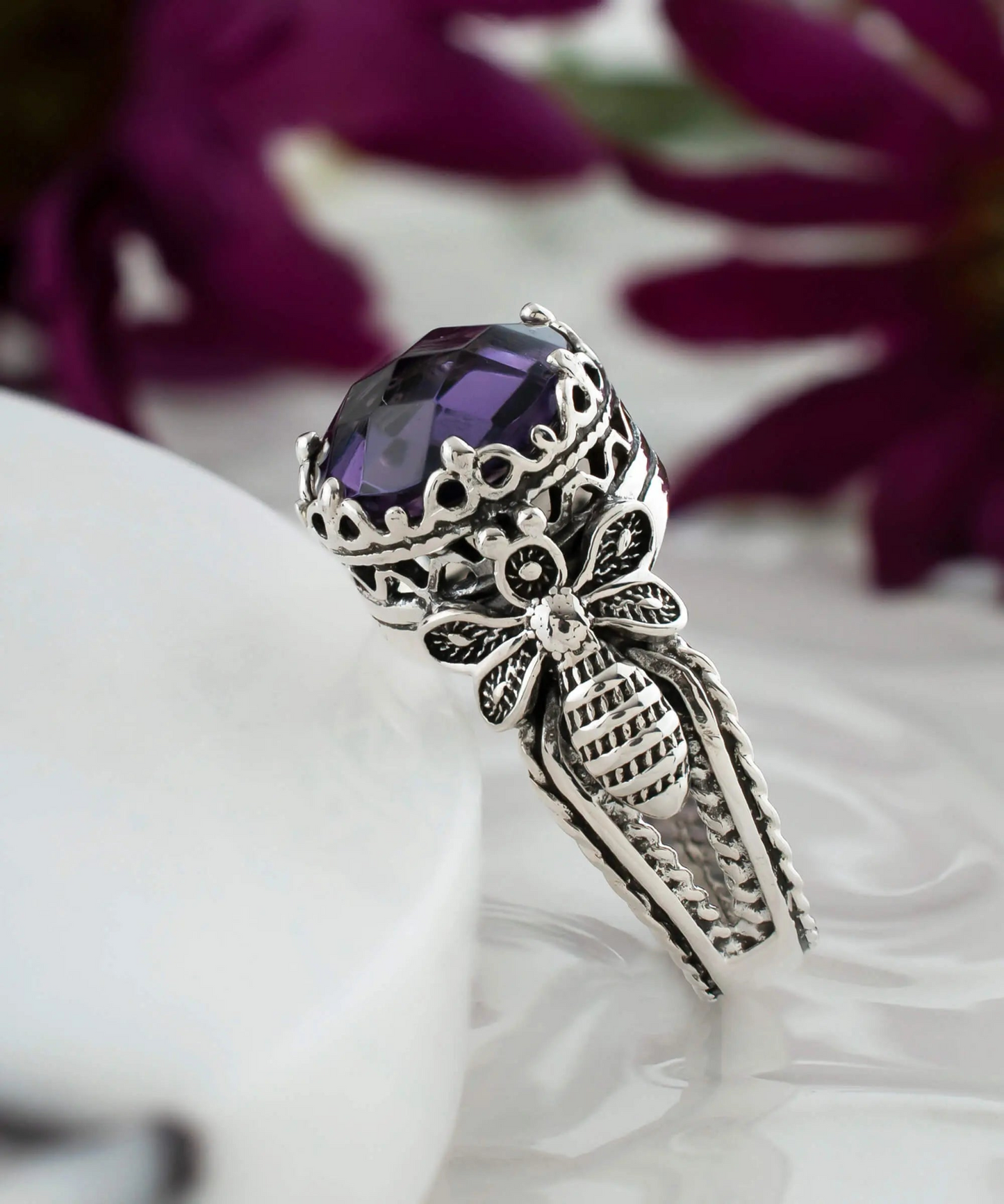 FiligranIst - Amethyst Gemstone Double Queen Bee Detailed Silver Cocktail Ring