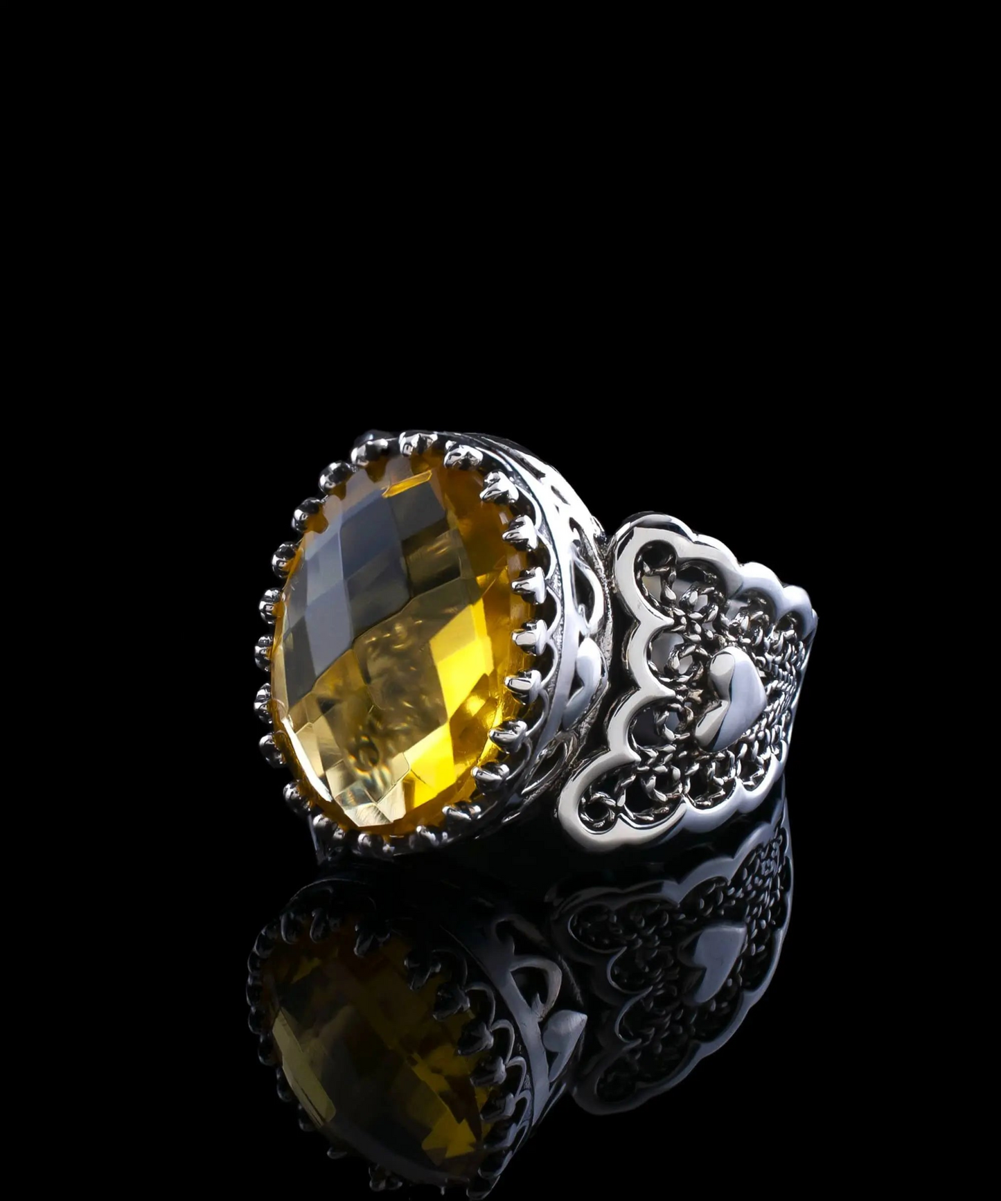 FiligranIst - Citrine Double Heart Filigree Statement Ring