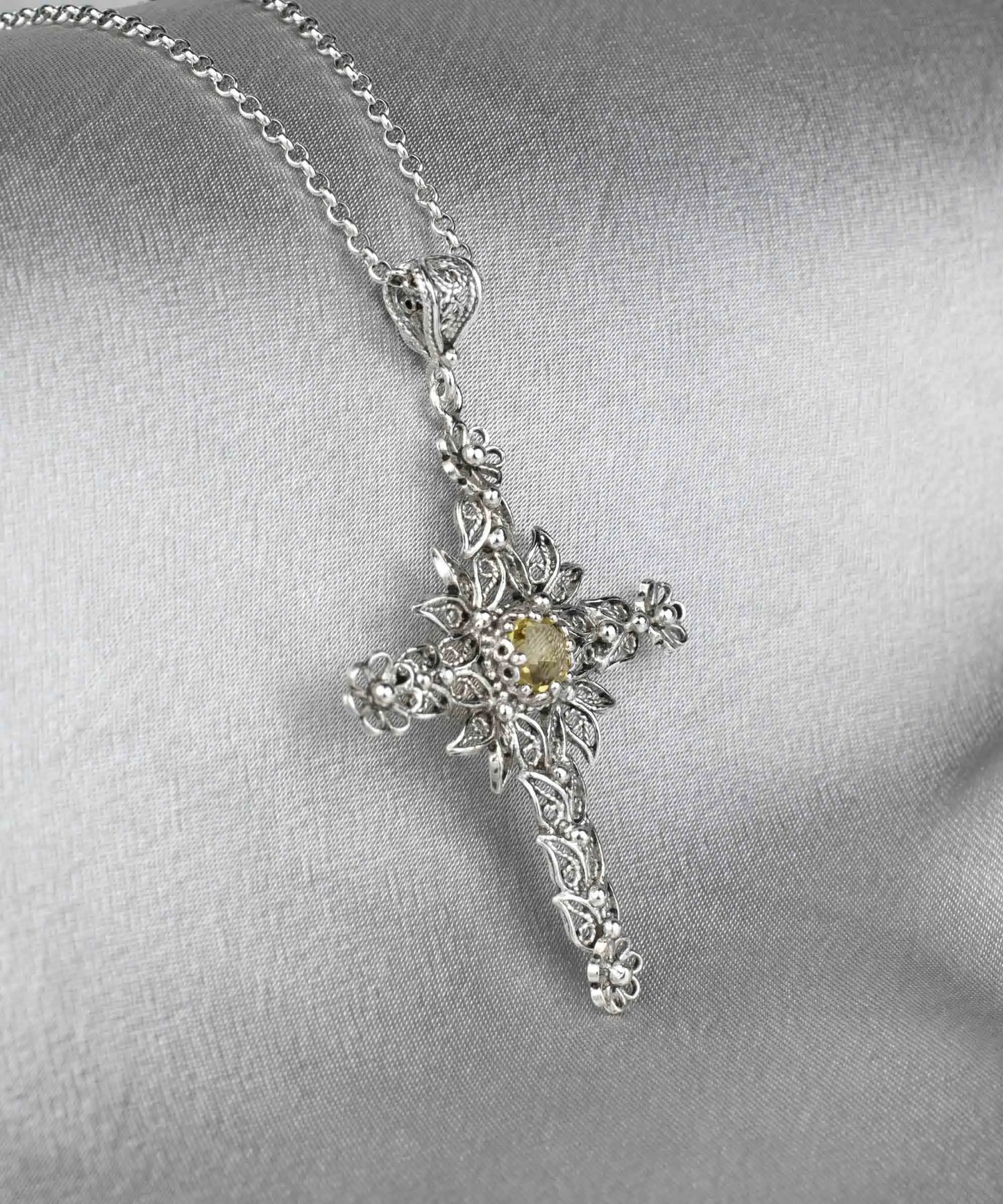 FiligranIst - Filigree Art Citrine Gemstone Silver Cross Pendant Necklace