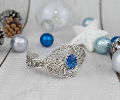 FiligranIst - Filigree Art Blue Quartz Gemstone Double Swan Figured Women Silver Cuff Bracelet