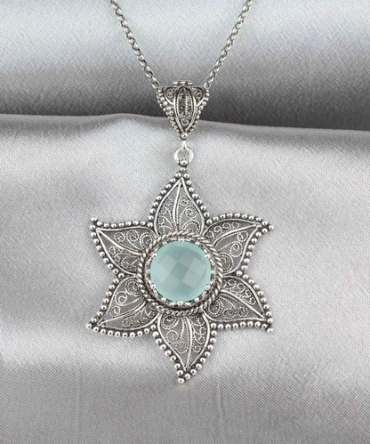 FiligranIst - Filigree Art Aqua Chalcedony Gemstone Star Design Women Silver Pendant Necklace