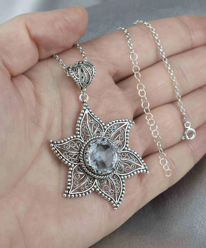 FiligranIst - Filigree Art Blue Topaz Gemstone Star Design Women Silver Pendant Necklace