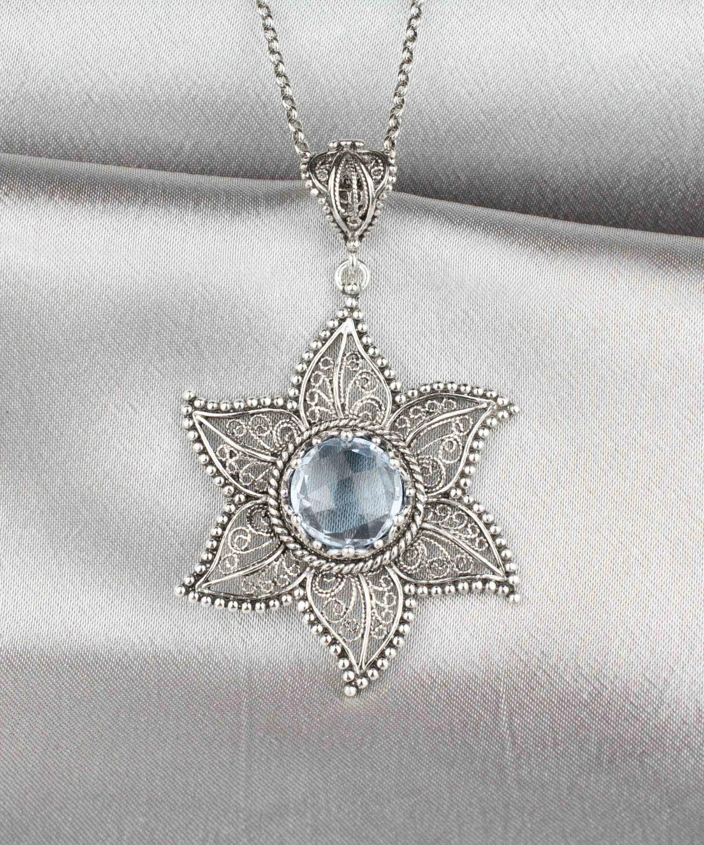 FiligranIst - Filigree Art Blue Topaz Gemstone Star Design Women Silver Pendant Necklace