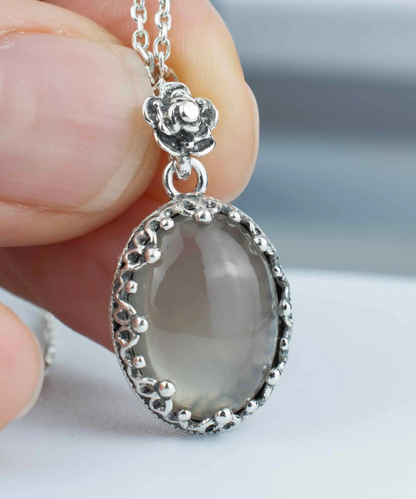 FiligranIst - Artisan-Crafted Gray Moonstone Silver Filigree Pendant Necklace