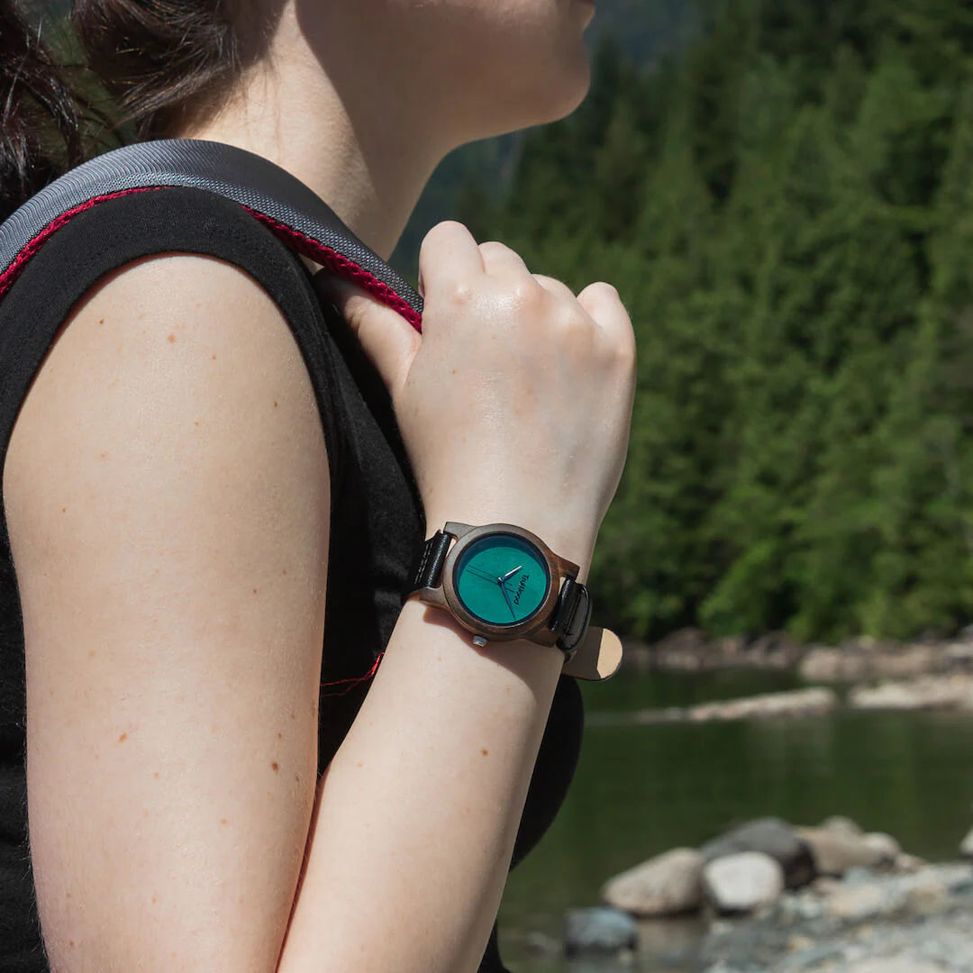 El reloj Leaf Green para mujer: abraza la elegancia atemporal