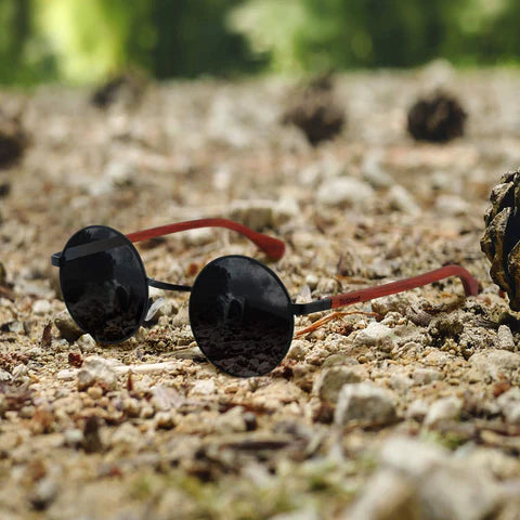 Regalos para hombres: Las gafas de sol Lennon Red Sandalwood: un guiño a lo retro, reinventado