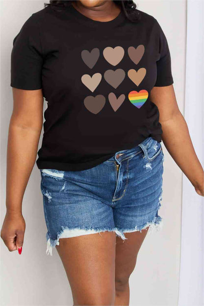 Camiseta de algodón con gráfico de corazón de tamaño completo de Simply Love