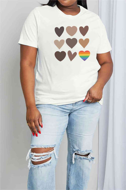 Camiseta de algodón con gráfico de corazón de tamaño completo de Simply Love