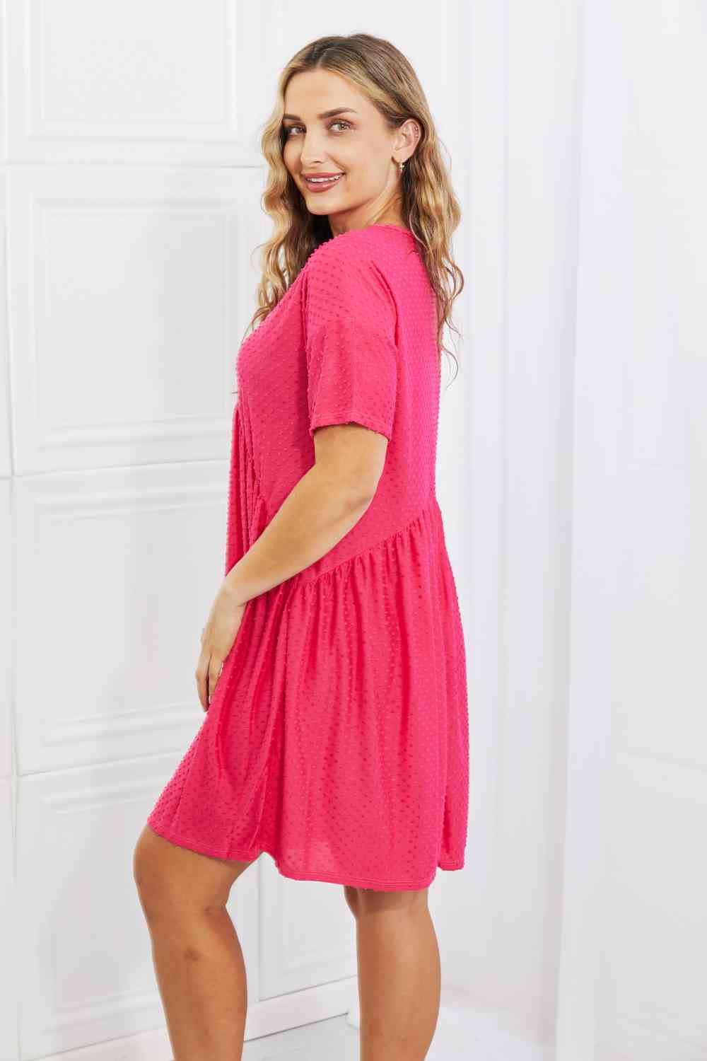 Vestido casual BOMBOM Another Day Swiss Dot en fucsia